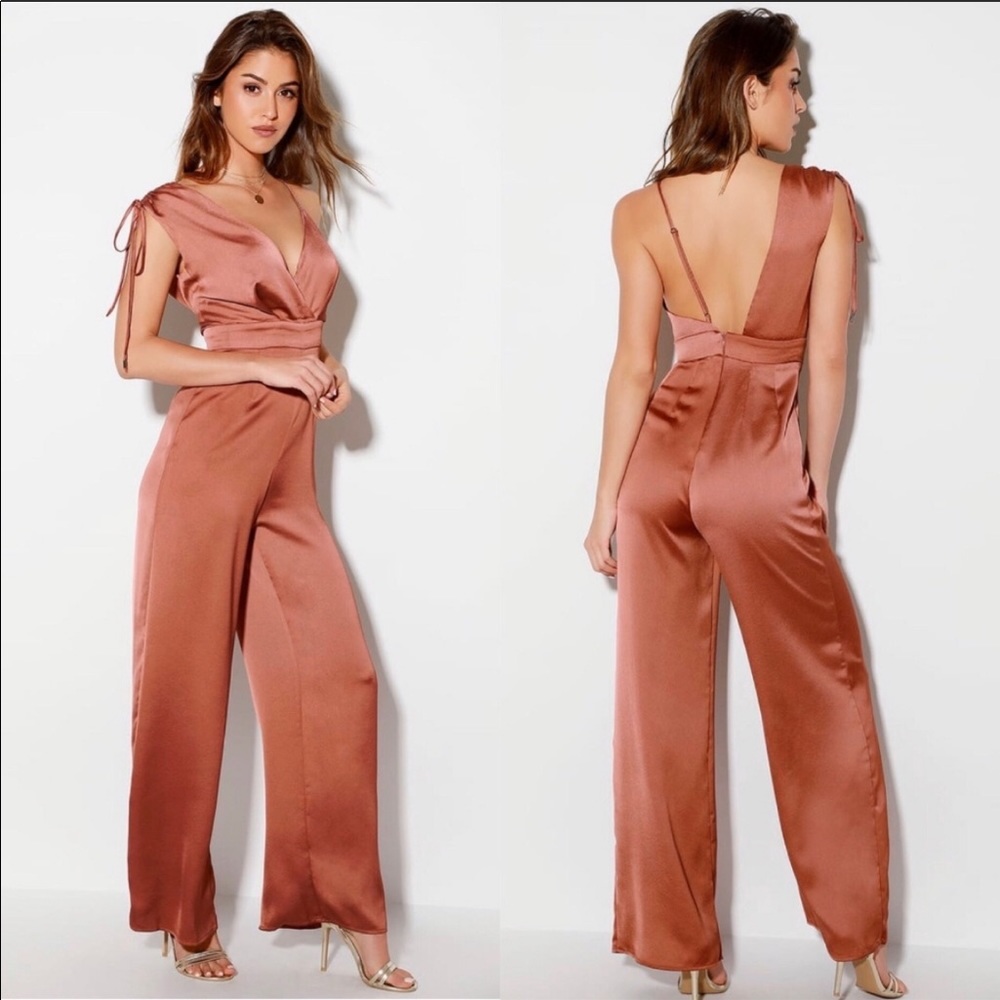 Lulus jumpsuit
